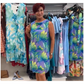 Robe à pois et fleurs sans manches avec taille ajustable