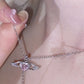 Collier ailes d’ange roses