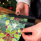 🔥 50% DE RÉDUCTION ! ✨✂️ Coupe-rouleau pour papier cadeau « Clean-Cut » – Découpe nette, sans déchirure, emballez vos cadeaux plus vite et plus proprement, l’indispensable des fêtes et des grandes occasions 🎄✨